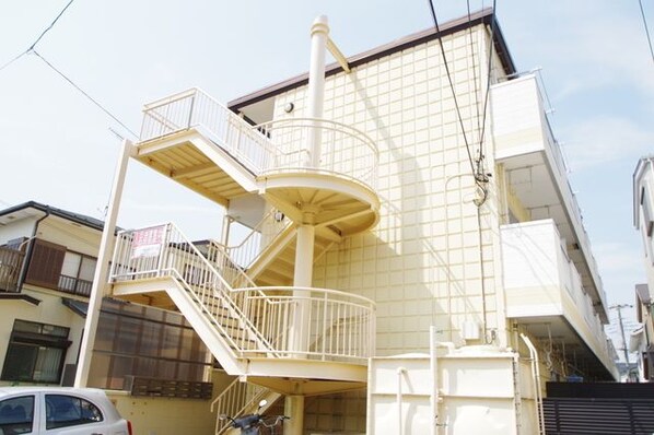 リエス伊勢原の物件外観写真